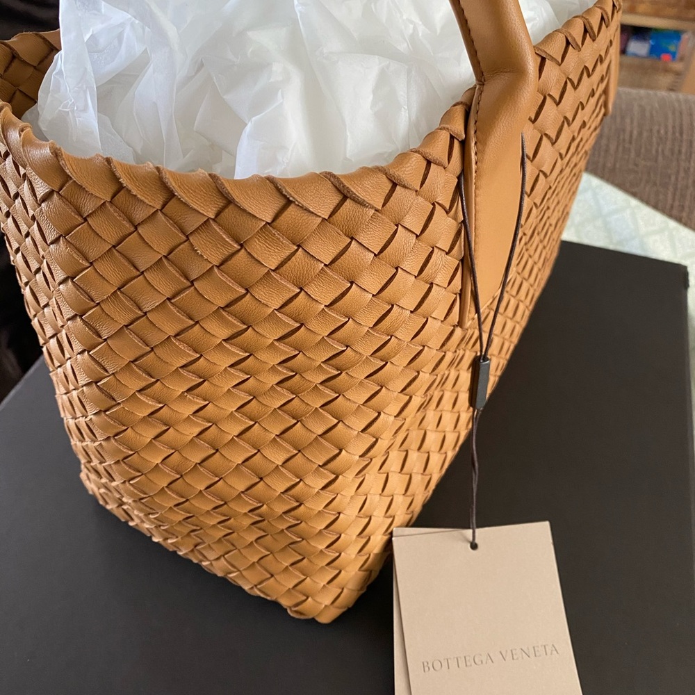 Bottega Veneta Small Cabat Tote in Caramel